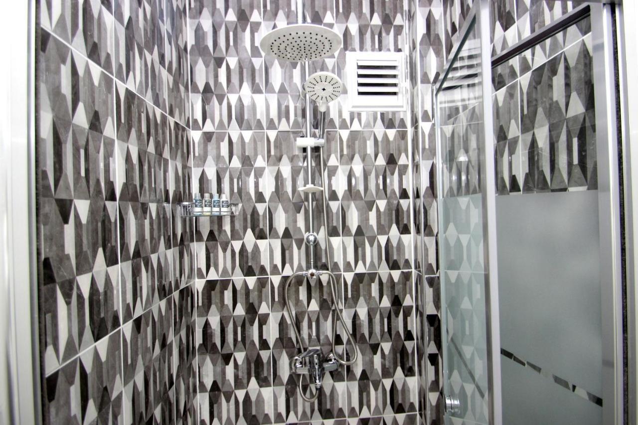 איסטמבול Avrasya Queen Hotel מראה חיצוני תמונה